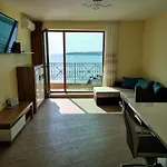 Sea View 2br Daire