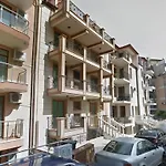 Sea View 2br Apartament *