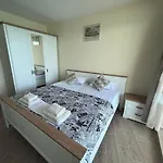 Sea View 2br Apartman Szozopol