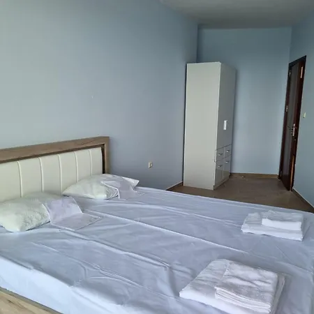 Sea View 2br Apartman