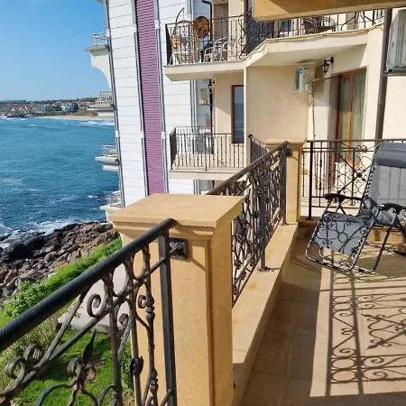 Sea View 2br Apartman *