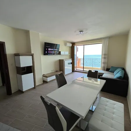 Apartment Sea View 2br *